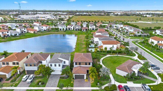 Building Photo - 4795 Sand Dollar Dr