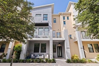 Building Photo - 2540 12th Ter N