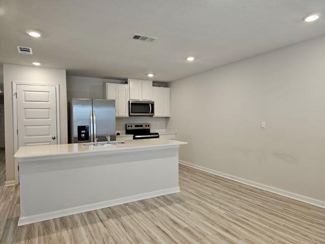 Building Photo - 327 Flounder St