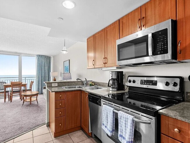 Building Photo - 201 S Ocean Blvd