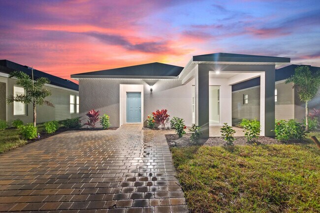 Building Photo - Deposit-Free! Modern, energy efficient hom...