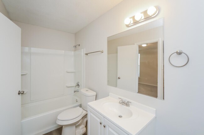 Building Photo - 4368 Burnette Pl