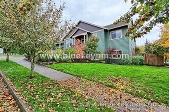 Building Photo - 4 Bed, 3 Bath Home in Happy Valley with Pr...