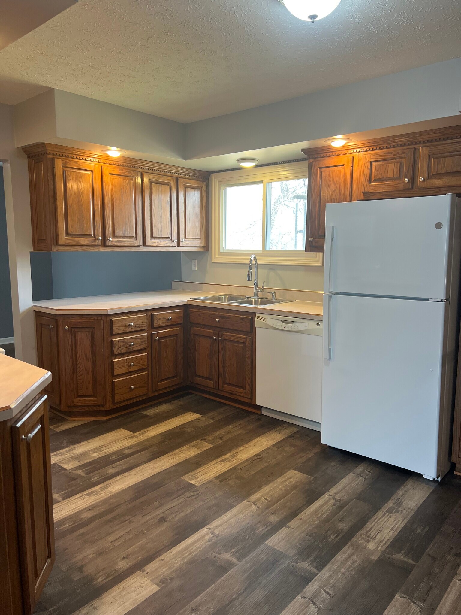Building Photo - 8005 Casualwood Ct