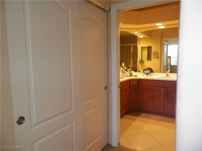 Building Photo - 8641 Piazza Del Lago Cir