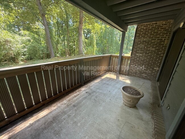 Building Photo - 2937 Oaktop Cir