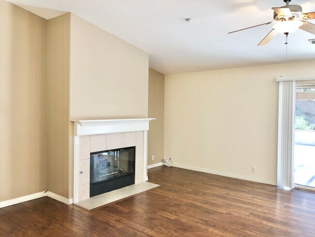 Building Photo - Light & Bright Single-Story Home in the Heart of Fallbrook, Complete with Private, Fully Fenced B...