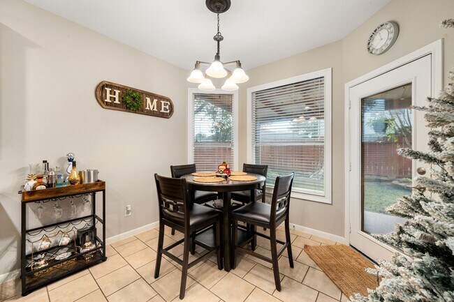 Building Photo - 24647 Hampton Lakes Dr