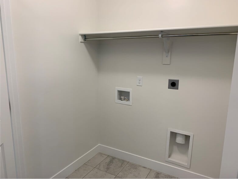 Building Photo - 3795 W 2380 N