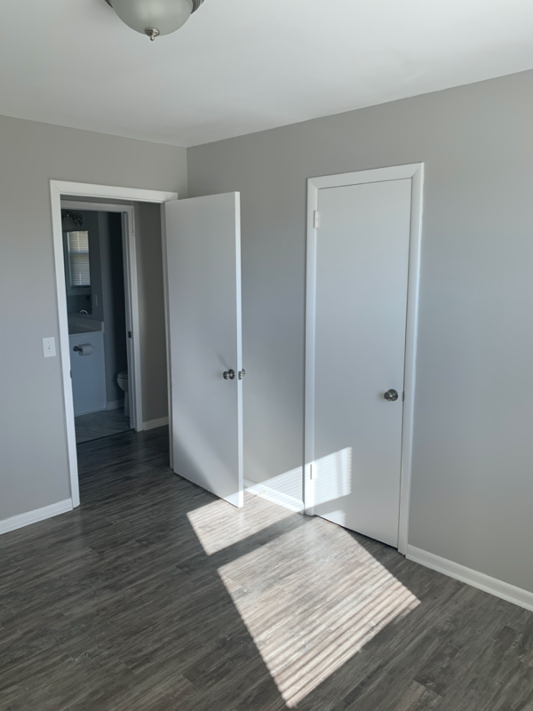 Building Photo - 317 Bonnaridge Dr