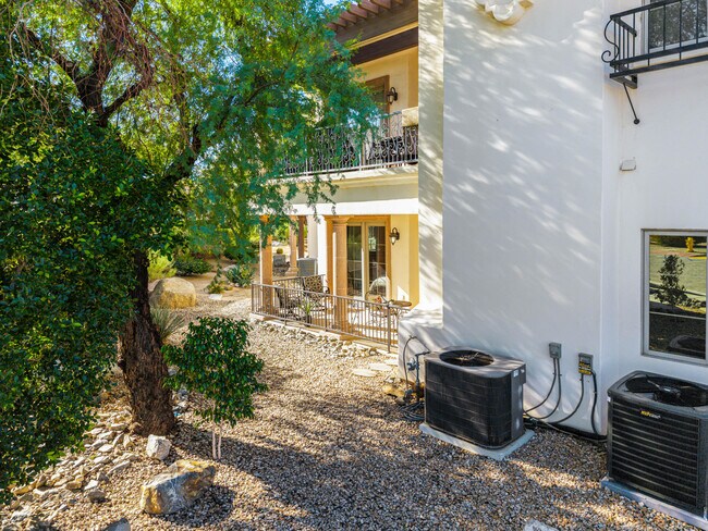 Building Photo - 2701 Via Calderia