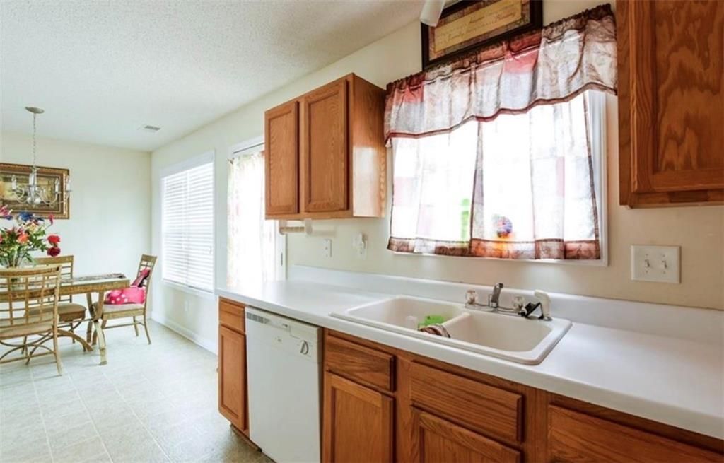 Building Photo - 324 Greystone Pkwy