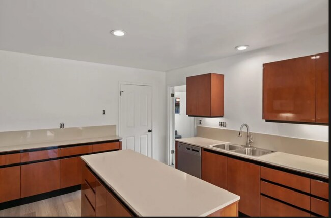 Building Photo - 20500 Cachagua Rd