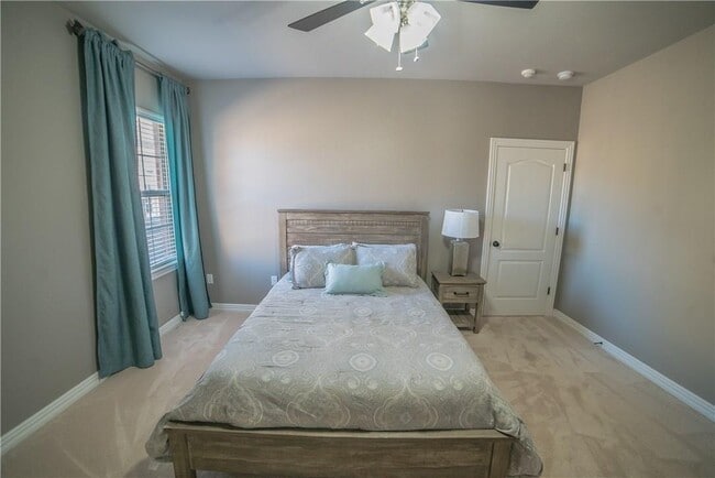 Building Photo - 3710 Monte Vallo Manor