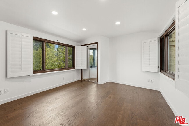 Building Photo - 1200 N Doheny Dr