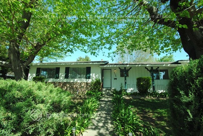 Building Photo - 4736 Cameron Ranch Dr