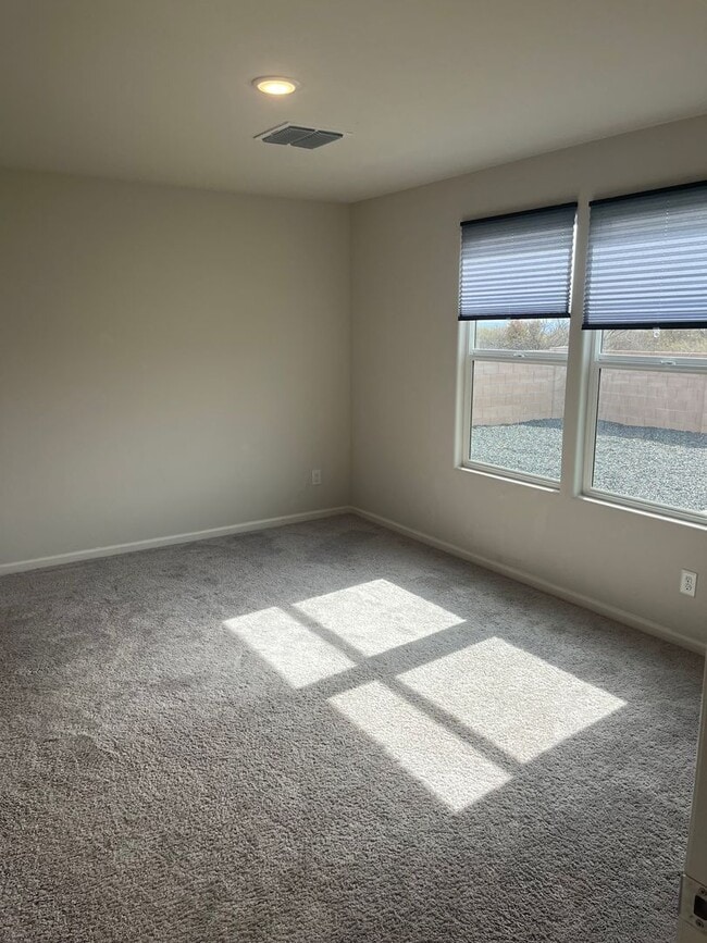 Building Photo - Beautiful 4 Bedroom 3 Bathroom home in the highly desired neighborhood at Canyons at Whetstone in...