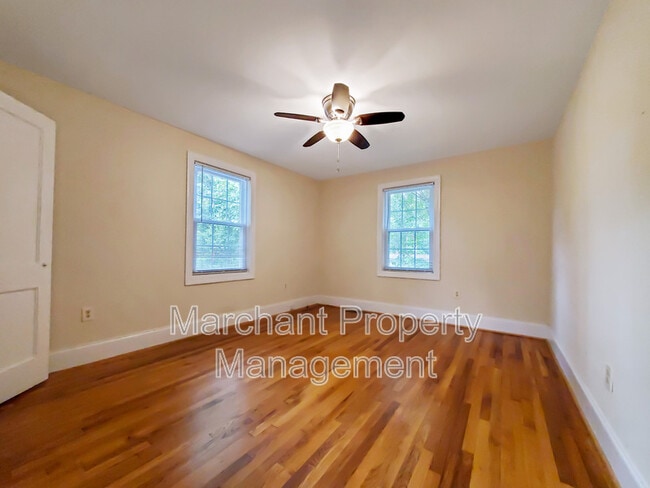 Building Photo - 333 Ridgecrest Dr