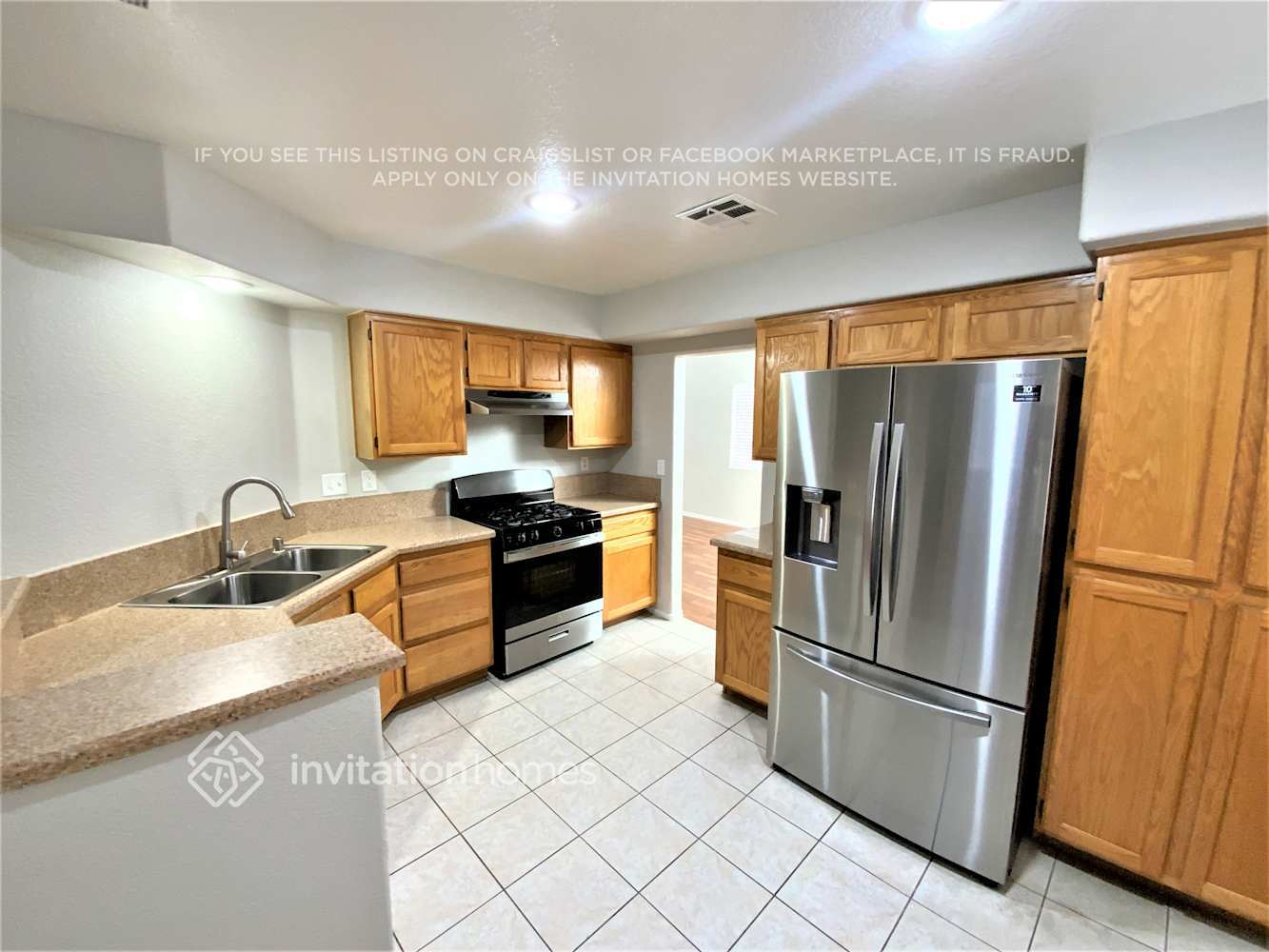 Building Photo - 1221 Taramar St
