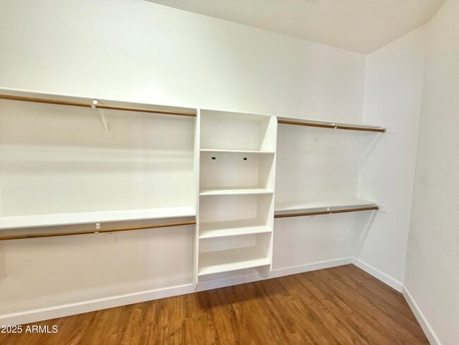 Building Photo - 12816 W Vista Paseo Dr