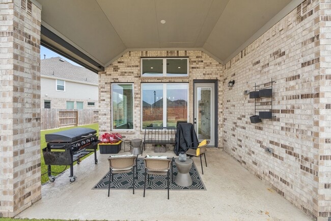 Building Photo - 3225 Isabella Fls Dr