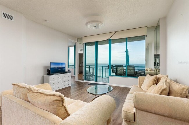 Building Photo - 1560 Gulf Blvd