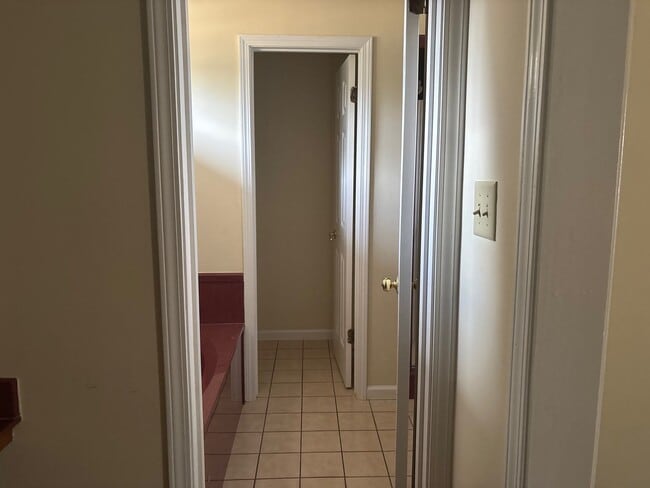 Building Photo - 375 Plum Tree Cir