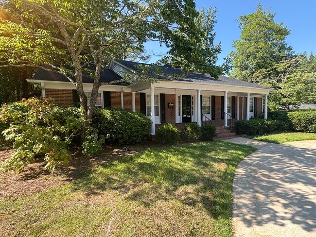 Building Photo - 1513 Raeford Rd
