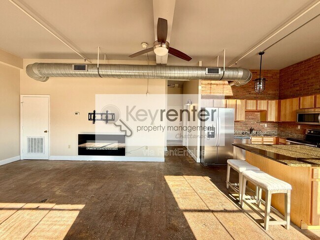 Building Photo - 1301 Market St