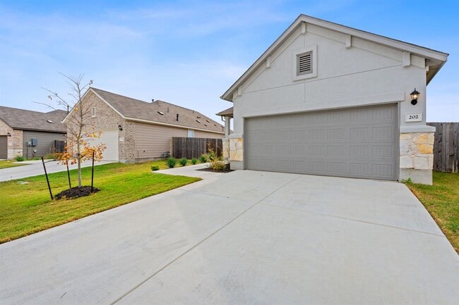 Building Photo - 202 Lime St