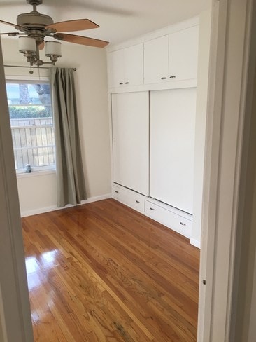 Building Photo - 2411 Oak St