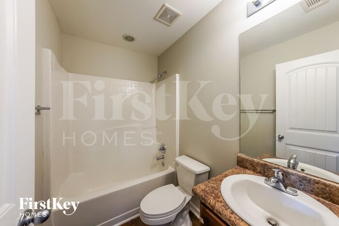 Building Photo - 12674 Browne Way