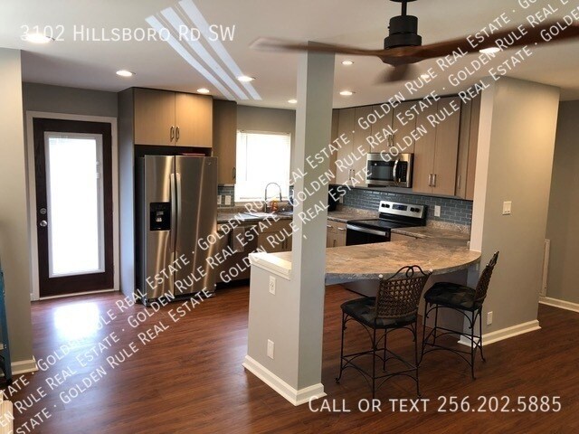 Building Photo - 3102 Hillsboro Rd SW