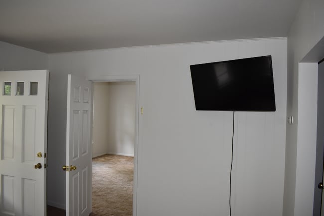 Building Photo - 608 S Franklin St