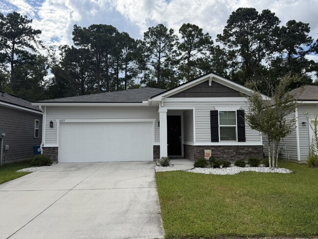 Primary Photo - Northside Modern Home with Solar Power