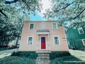 Building Photo - 103 Goodman Pl