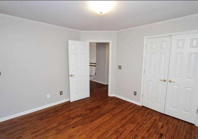 Building Photo - Spacious 4BR House in Dunwoody. Close to 2...