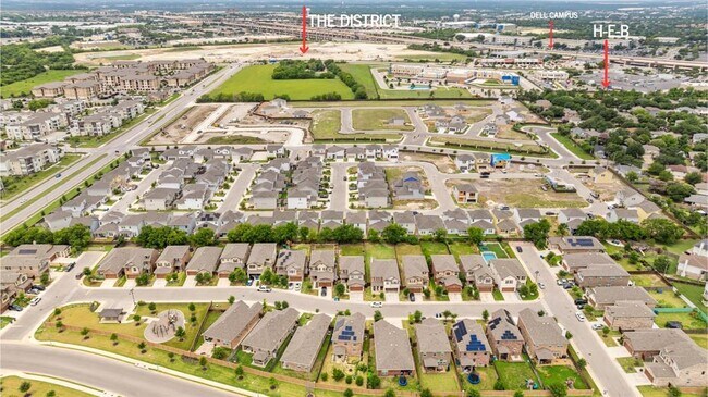 Building Photo - 2310 Castillo Dr
