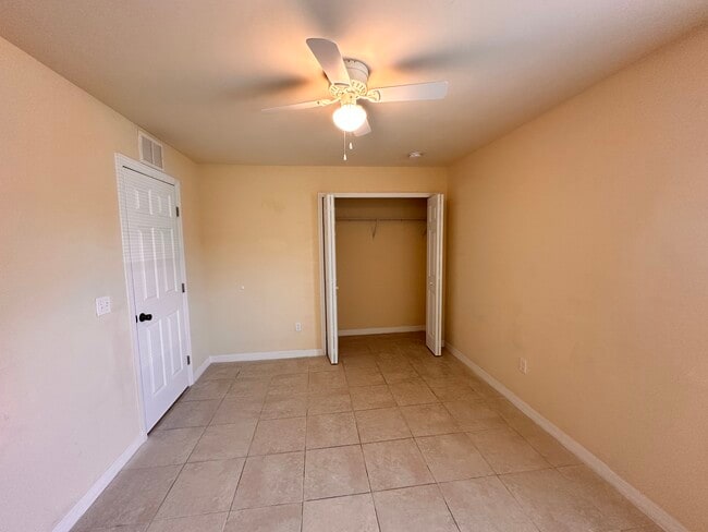 Building Photo - 1257 SE 8th Terrace