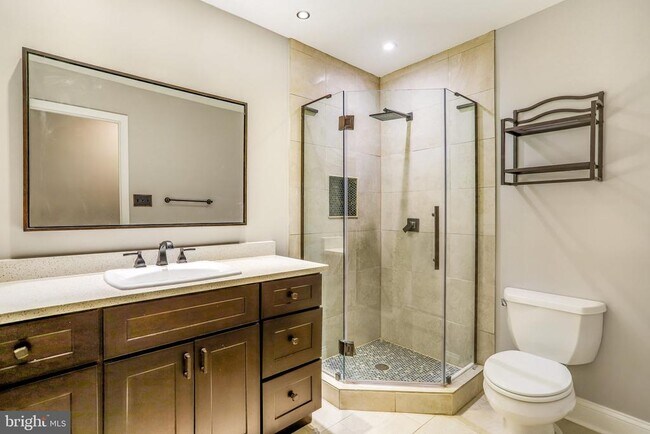 Building Photo - 9801 Orchid Cir