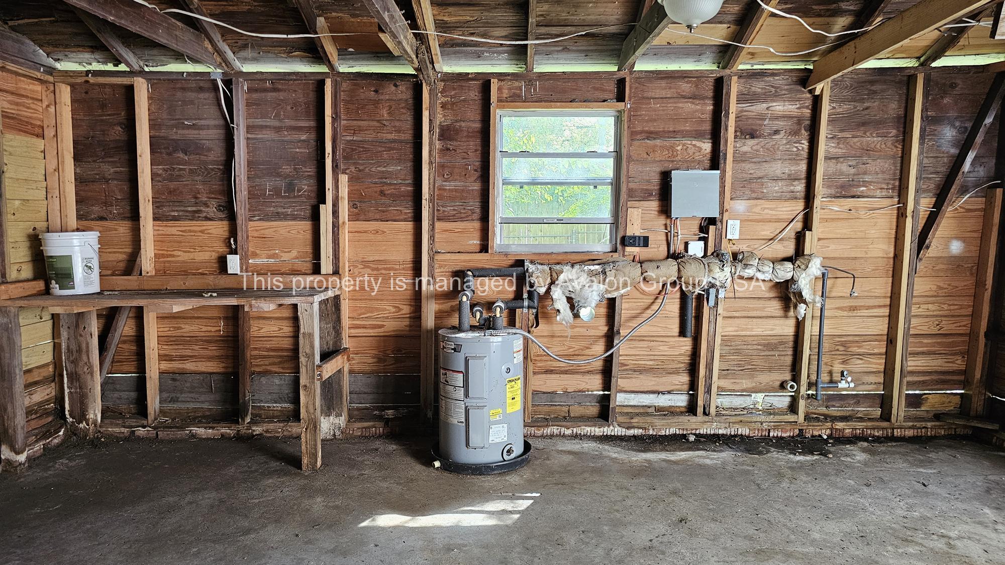 Building Photo - 873 Melson Ave