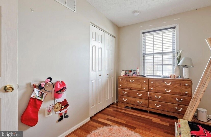 Building Photo - 7867 Pepperbox Lane