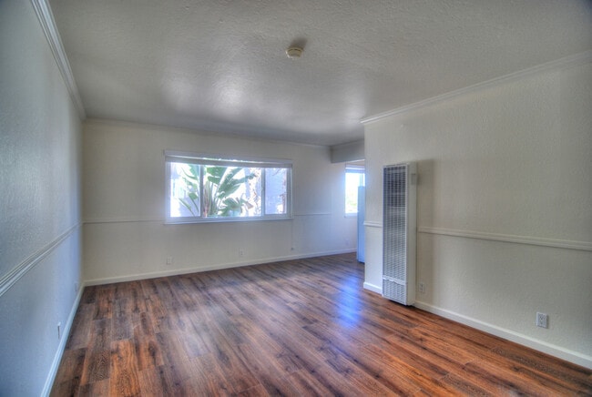 Building Photo - 2240 Angela Ct