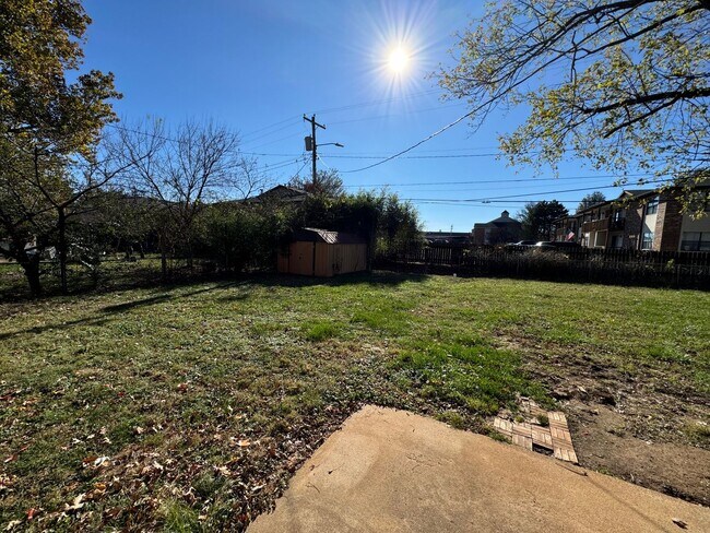 Building Photo - All Brick Home available NOW!