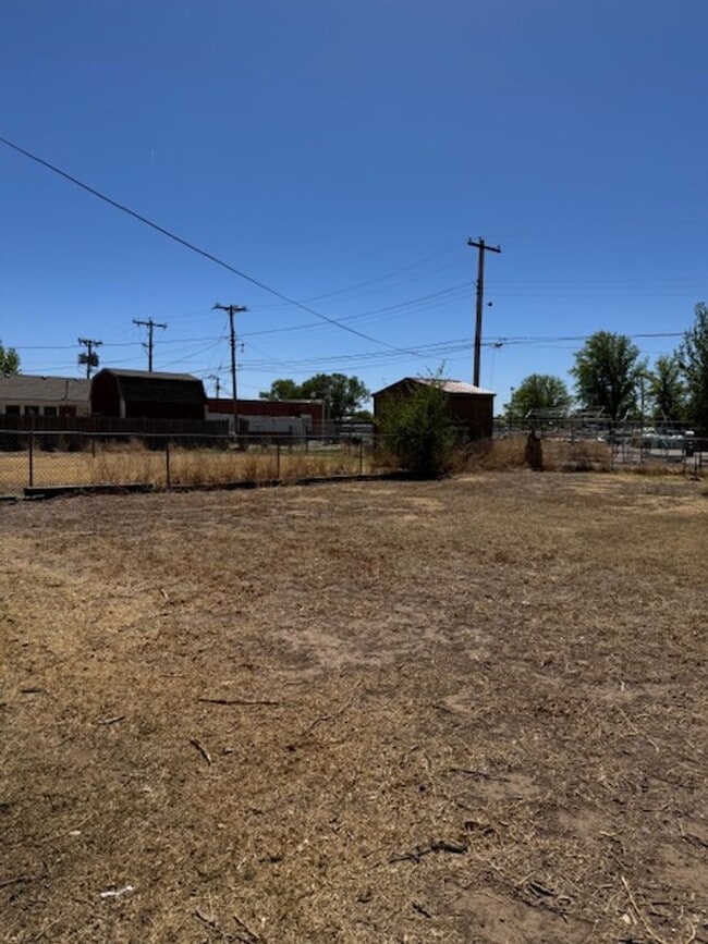 Building Photo - 2104 9th Ave