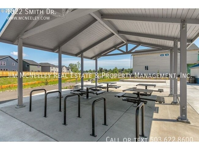 Building Photo - 1822 Smith Dr