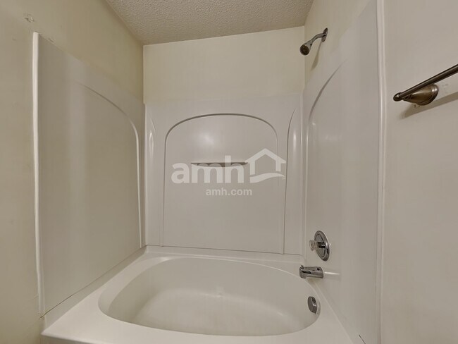 Building Photo - 3742 Mountain Brook Cir