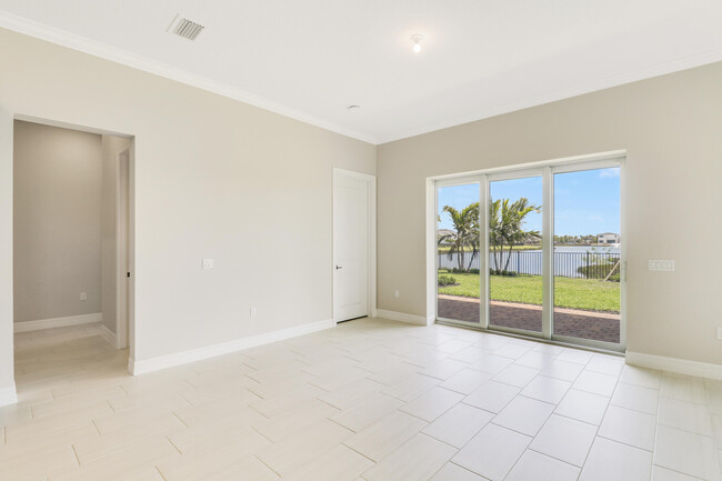 Building Photo - 10778 Stellar Cir