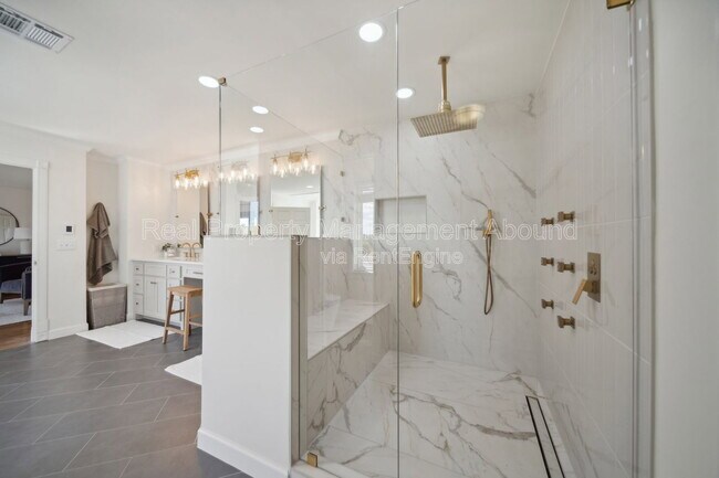 Building Photo - 6202 E 191st St S