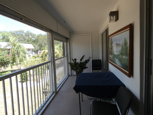 Building Photo - 18081 SE Country Club Dr